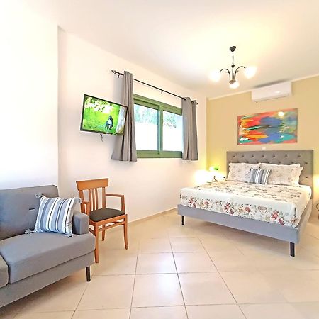 Okeanis Apartments & Suites Adults Only กาเตลิออส ภายนอก รูปภาพ